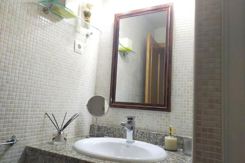 Apartamento Para 5 Personas Frente Al Mar Con Piscina Y Parking Cubelles Exterior photo