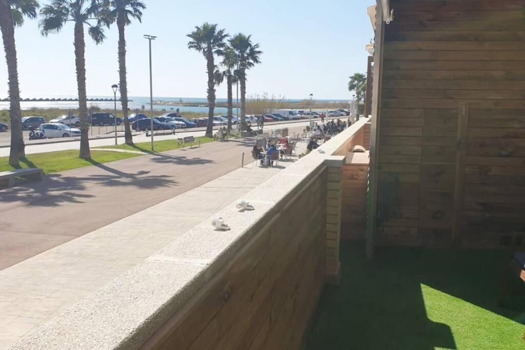 Apartamento Para 5 Personas Frente Al Mar Con Piscina Y Parking Cubelles Exterior photo